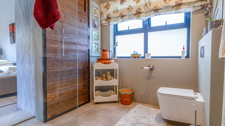 9 Bedroom Property for Sale in Onrus Western Cape